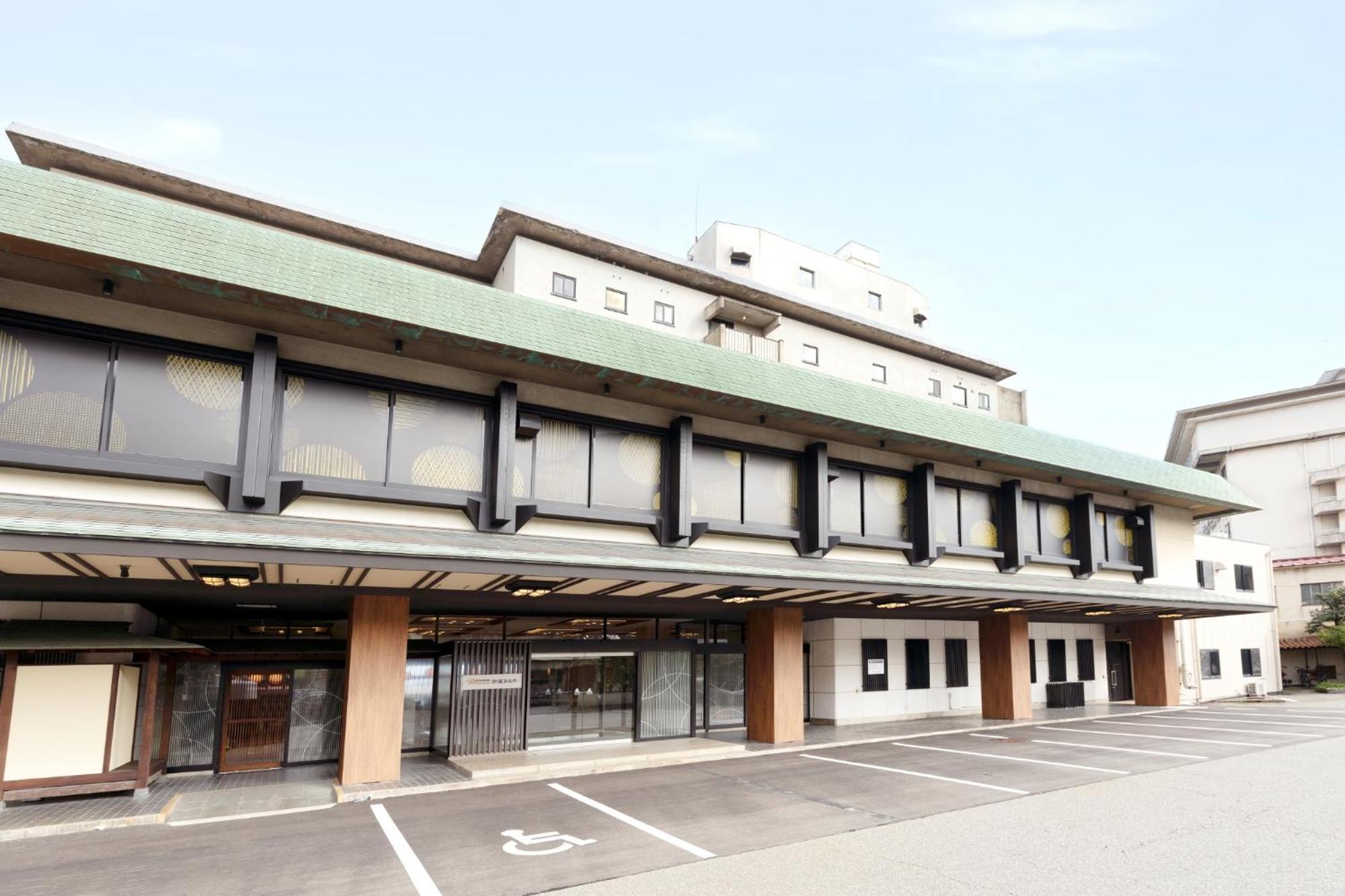Ooedo Onsen Monogatari Premium Kaga Maruya Hotel Exterior photo